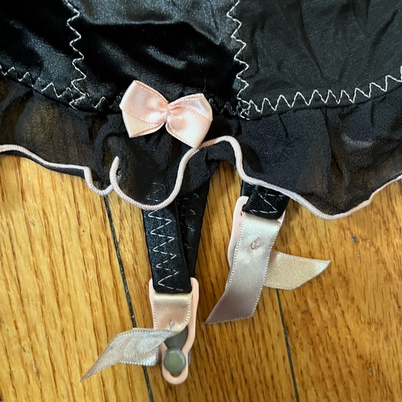 Black and Pink Victoria Secret Chemises with garter belt - Picture 2 of 8